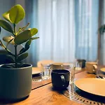 Апартаменты My Center *
